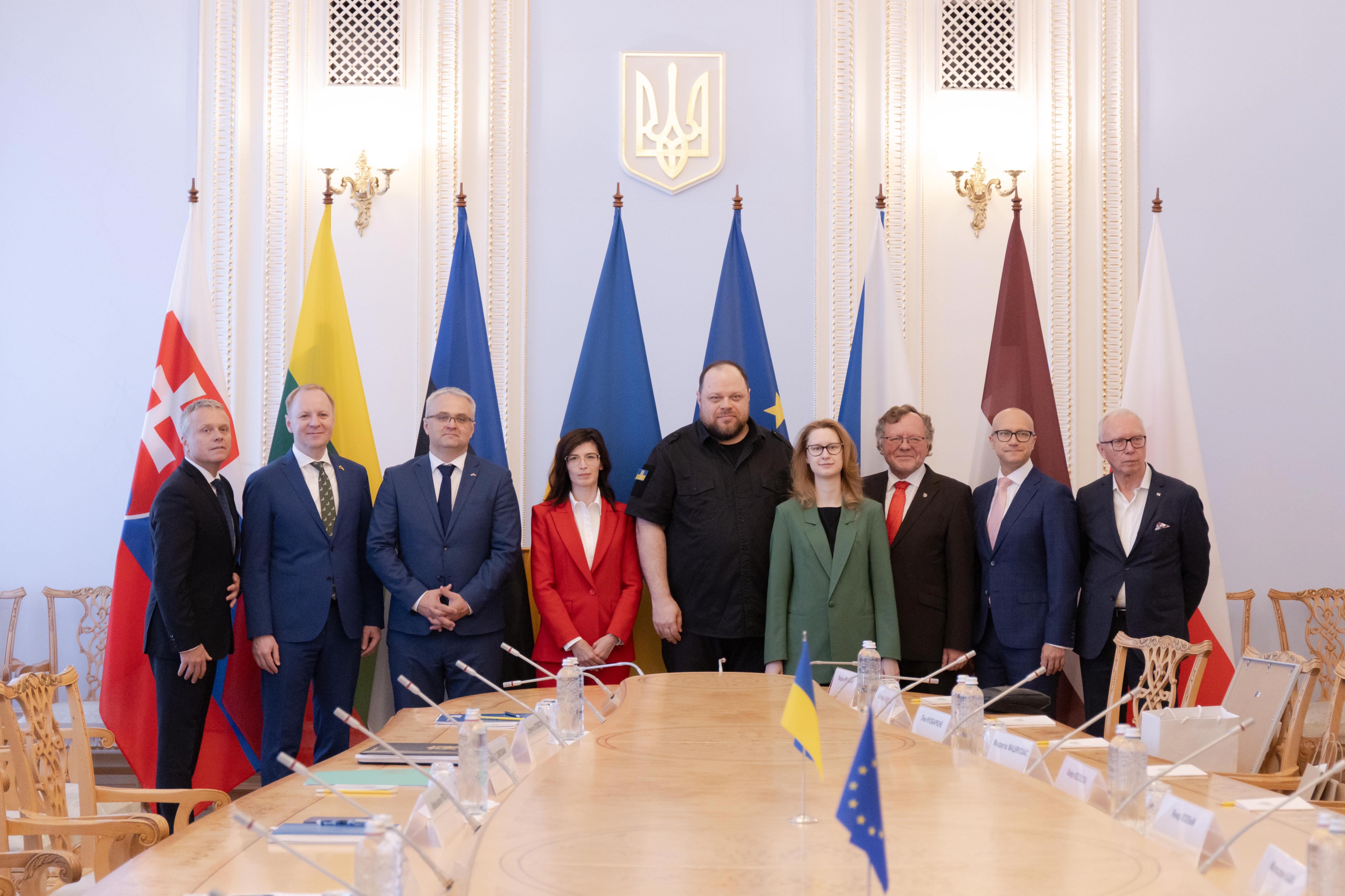 Šéfov najvyšších kontrolných inštitúcií prijal aj predseda Najvyššej rady Ukrajiny Ruslan Stefančuk.